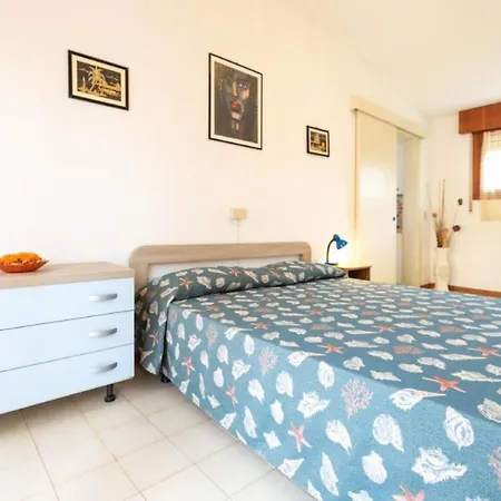 Cozy And Welcoming House With Private Garden Βίλα Λινιάνο Σαμπιαντόρο